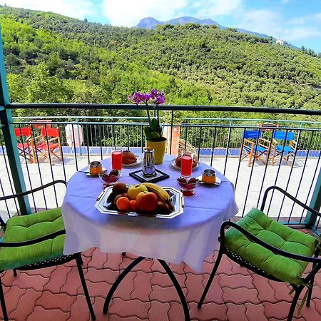Agriturismo Monte Acuto - Natura, Mare & Relax In Piscina Toirano Phòng bức ảnh