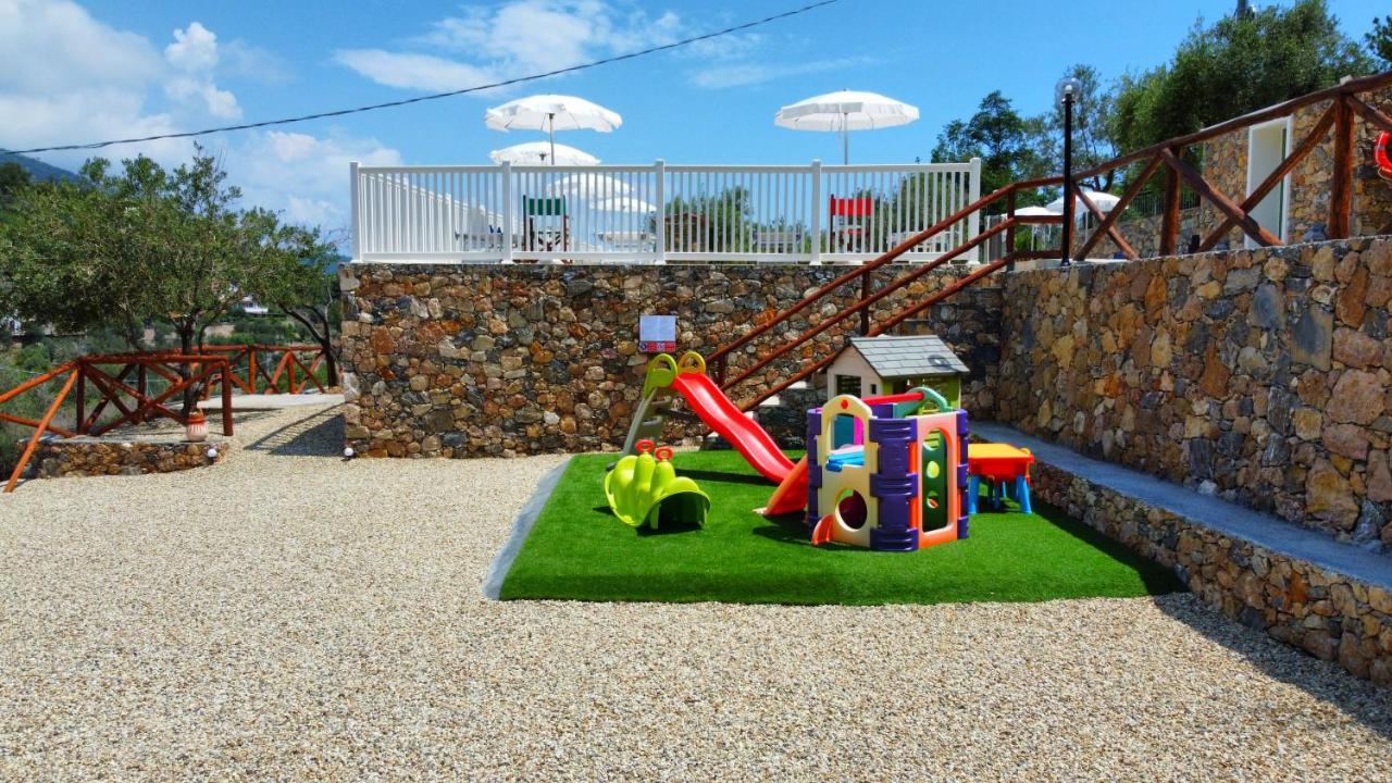 Agriturismo Monte Acuto - Natura, Mare & Relax In Piscina Toirano Ngoại thất bức ảnh